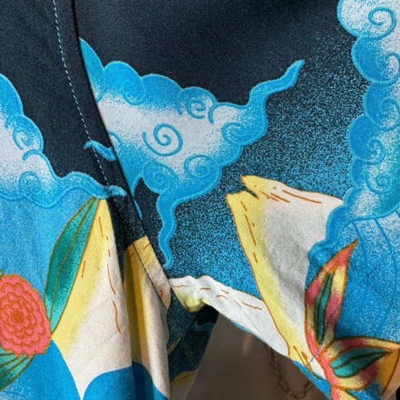 🔥 top man 100% viscose button down oriental style tiger and flame shirt 🔥 - Picture 6 of 8